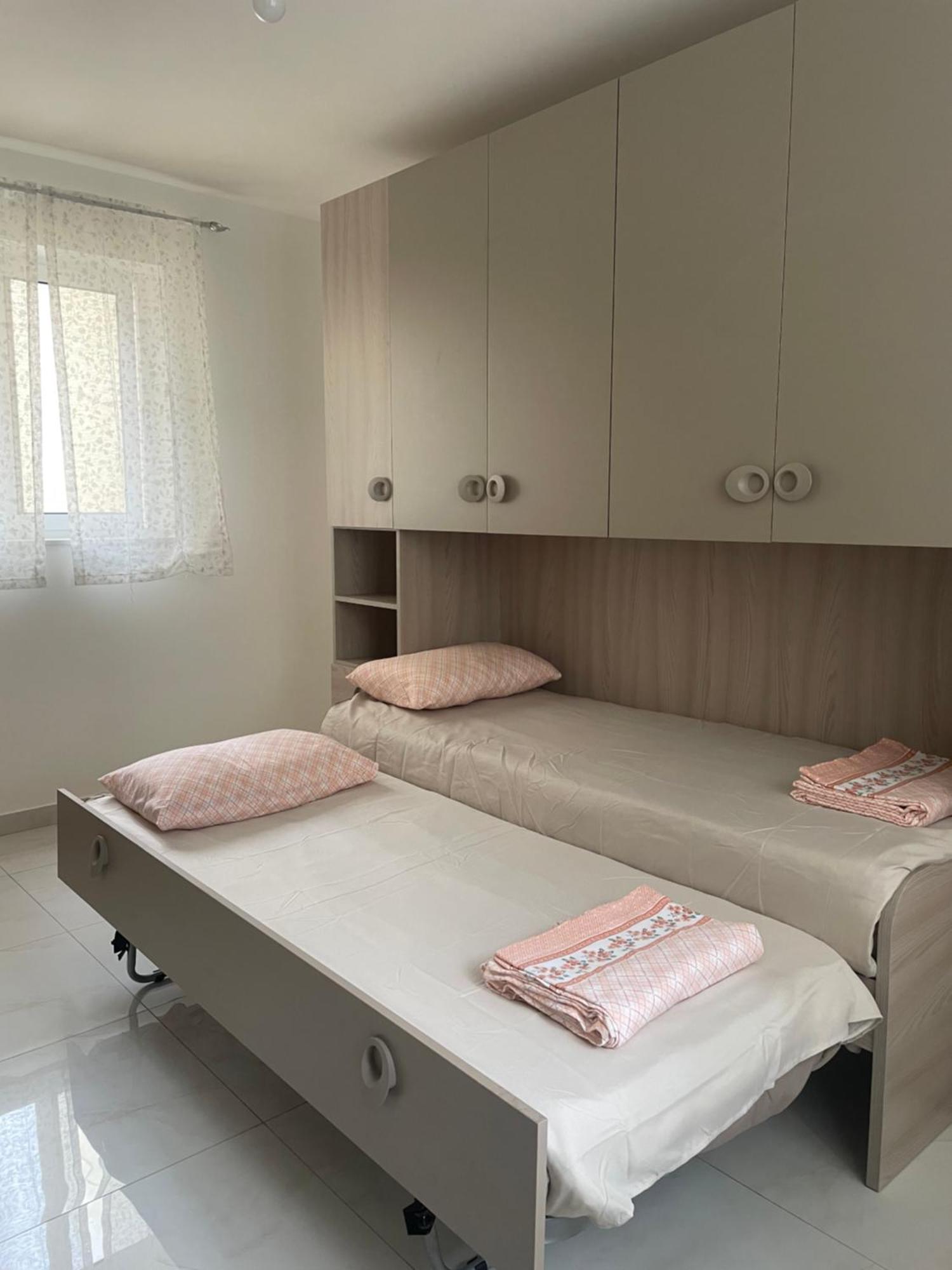 Apartment Xlendi